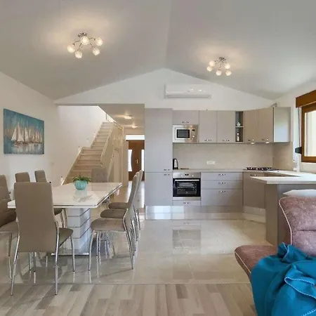 Villa Markulin Comfortable Holiday